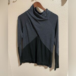 Smartwool Gray and Black Merino Wool 250 Crossover Neck Women's Sweater
